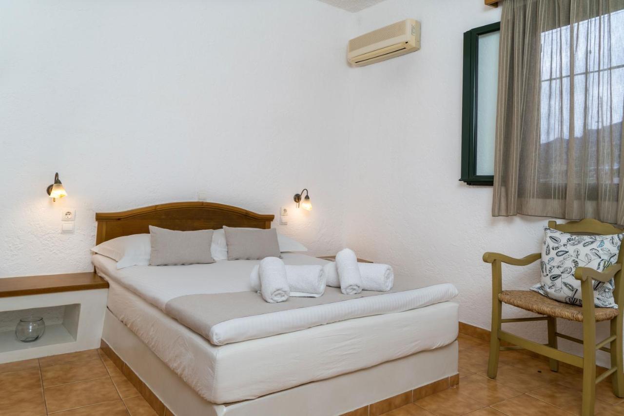 Villa Plori Makrýgialos Exteriér fotografie