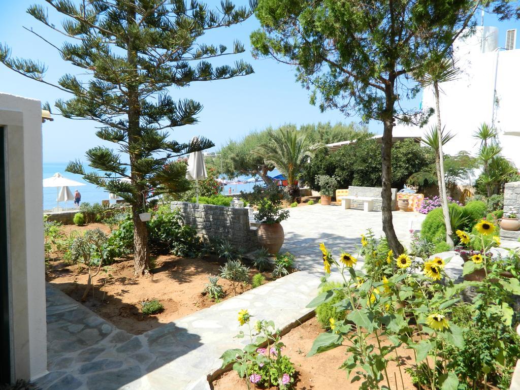 Villa Plori Makrýgialos Exteriér fotografie
